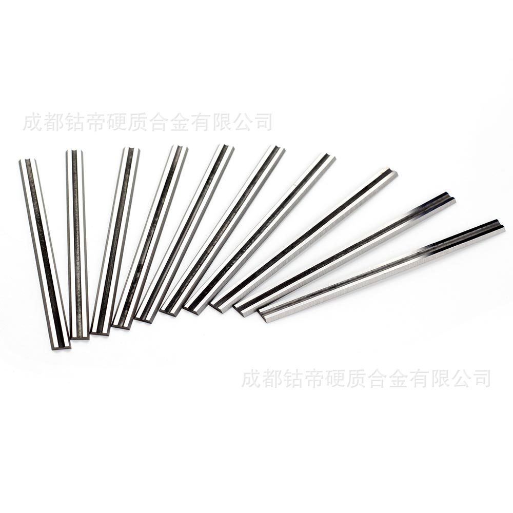 Cross-border TCT electric planer blade 82x5.5x1.1-35° AliExpress, universal tungsten steel 82 for Europe and America, handheld replacement Specification drawing