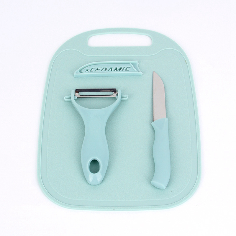 Ceramic fruit knife three-piece set, kitchen knives, stainless steel fruit knife set, kitchen knife, fruit and vegetable P peeler Application Scenario