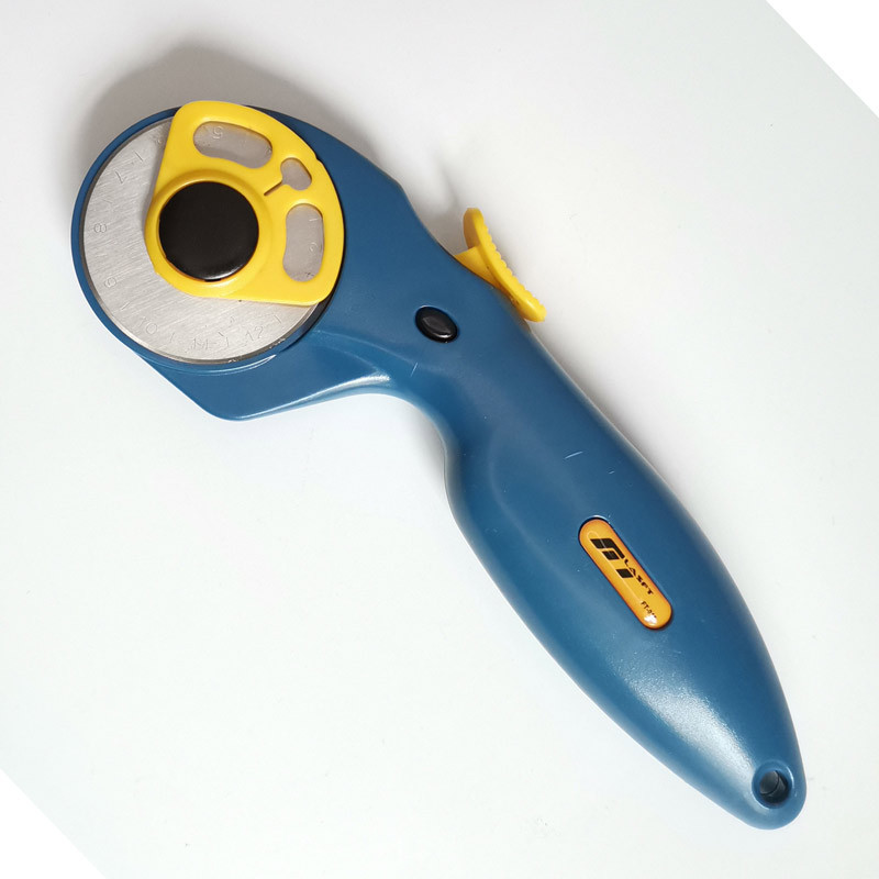45mm safety lock carpet knife rubber band cutting round knife FT011 Roller knife left and right hand Rotary Roller undefined