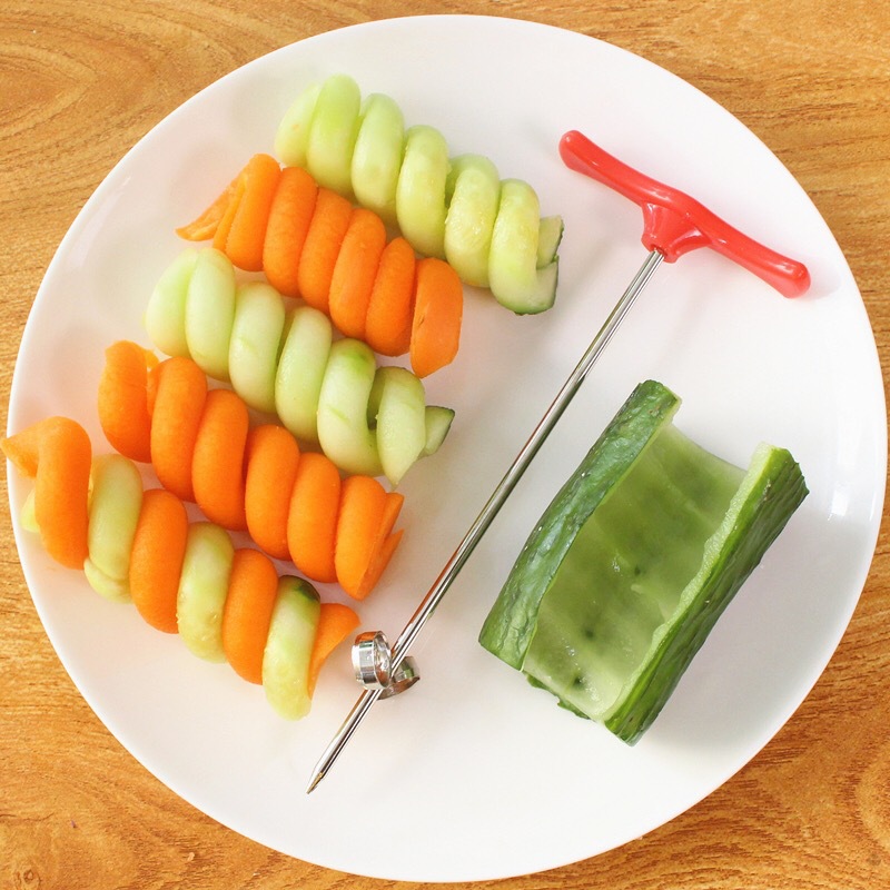 Stainless steel magic spiral coil, creative cucumber knife, artistic vegetable cooling plate, decorated fruit and vegetable spiral twist knife full figure