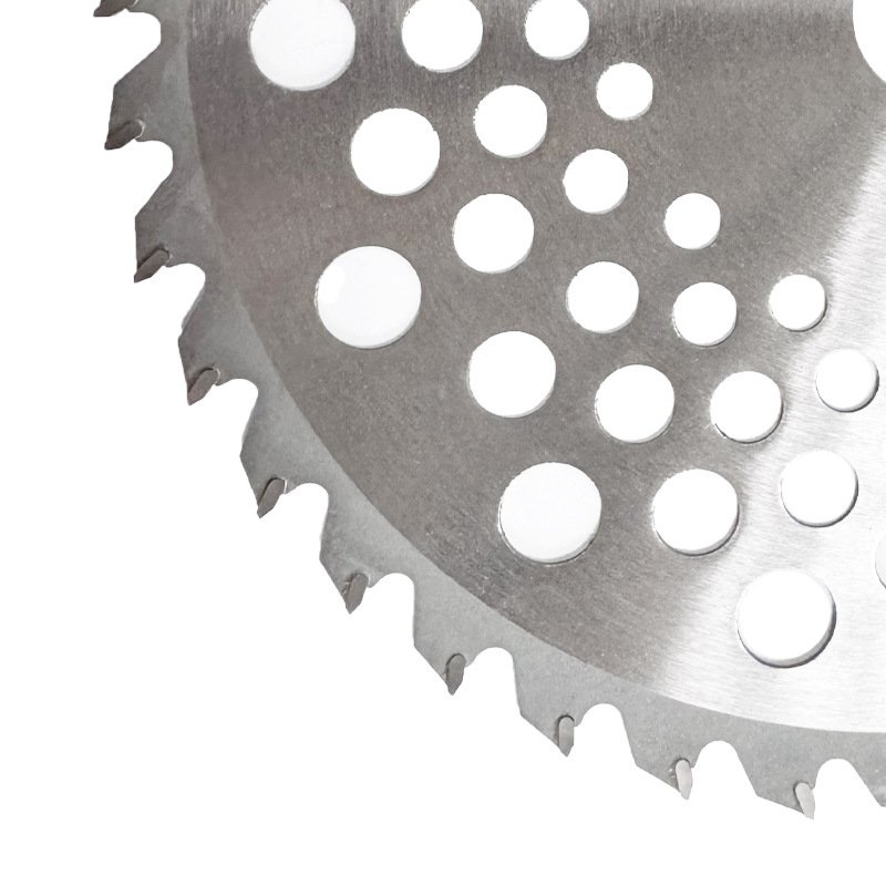 The manufacturer processes 36/40 tooth circular saw blades, 9-inch grass head brush cutting machines, and 10-inch alloy saw blade grass cutting machine parts Application Scenario