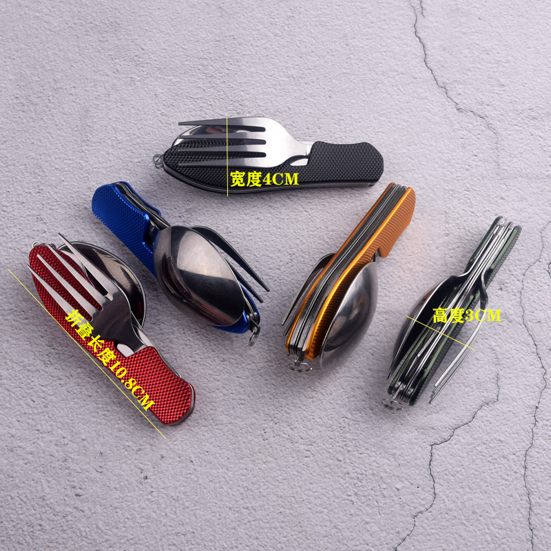 Source factory multi-purpose tool three-in-one picnic knife, fork and spoon set, multi-functional folding travel meal knife that can be folded Application Scenario