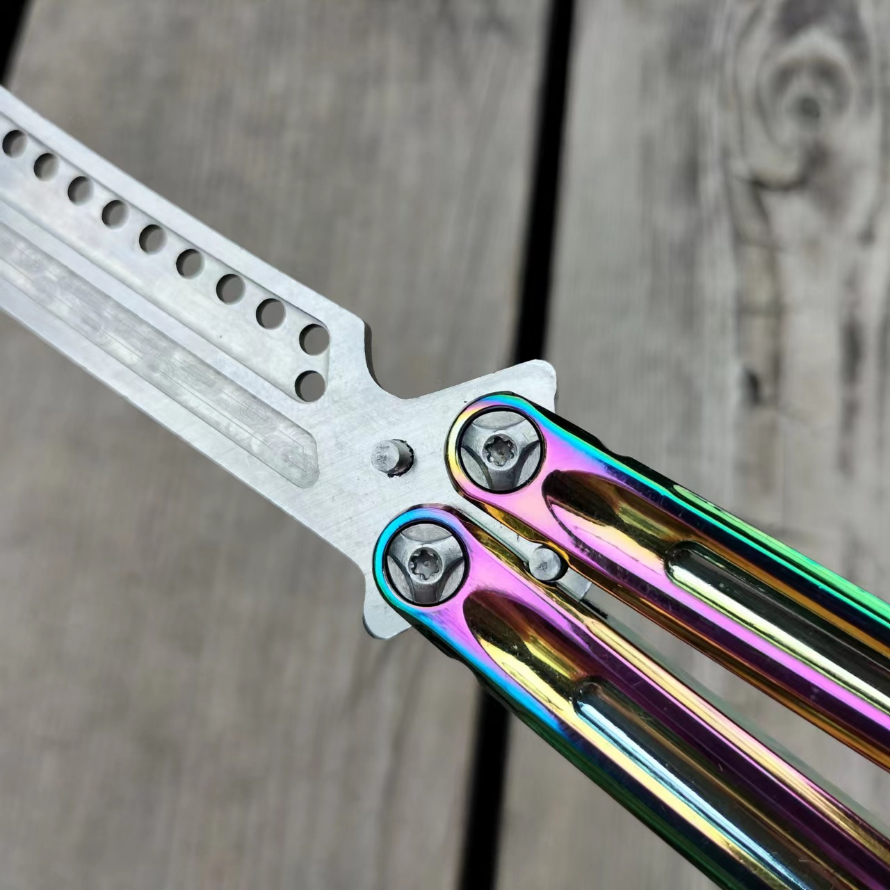 Dejia high-quality zinc alloy one-piece die-cast handle butterfly knife CSGO practice knife, unsharpened training knife details Picture