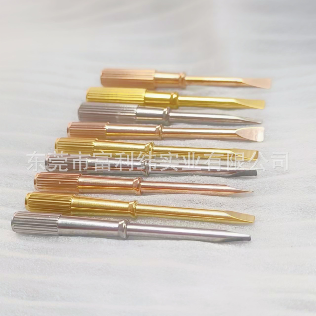 Titanium steel Ka Family bracelet, flat-head screwdriver accessory, 18K gold rose gold love bracelet, eternal ring screwdriver Specification drawing