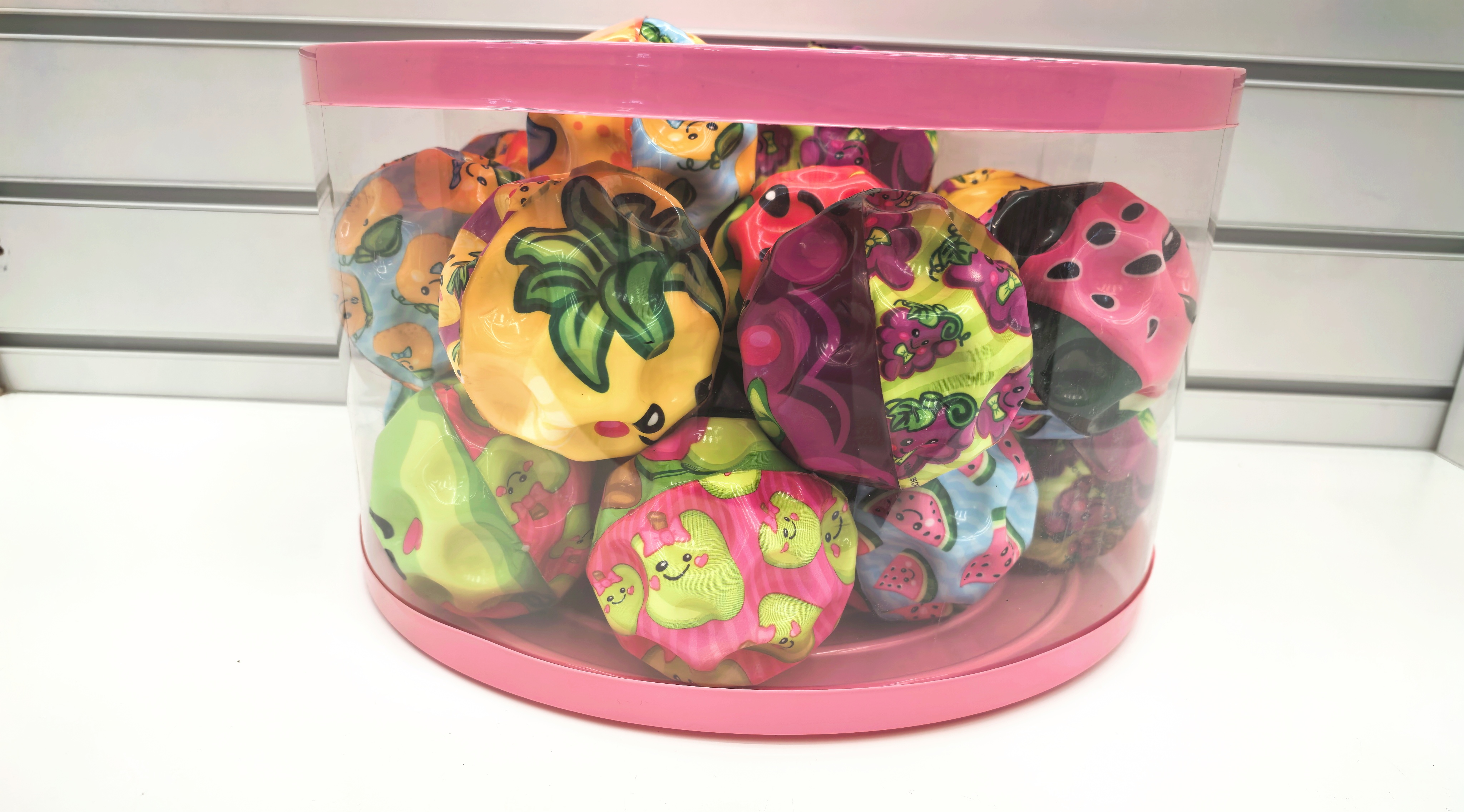 跨境爆款9cm炫彩高弹力球洞洞球解压回弹月石球儿童玩具球