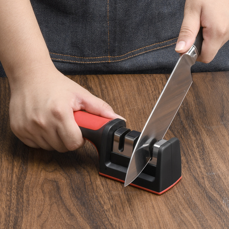 Kitchen multi-functional three-slot knife sharpener, black and red three-stage rapid knife sharpener, tungsten steel ceramic whetstone Specification drawing