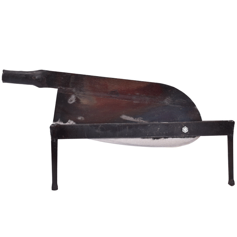 Old-fashioned agricultural manganese steel hay cutter, guillotine knife, manual gate knife, turning knife, crushing and cutting grass, household small grass cutter, gate grass cutter Item Picture