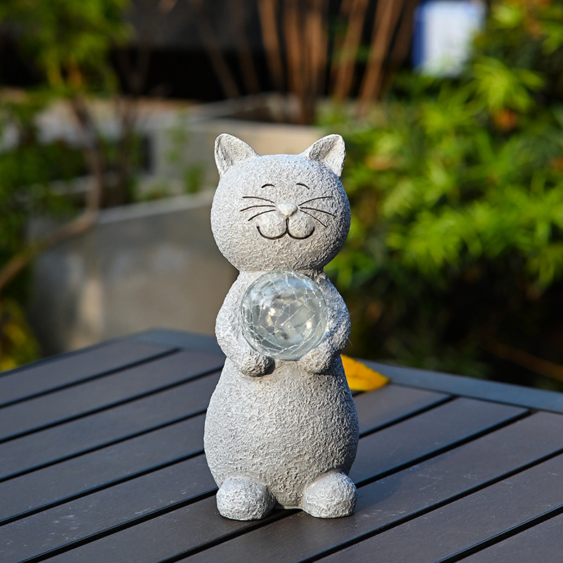 Outdoor solar-powered statue lights, garden statues, resin cat animal ornaments, handicrafts, courtyard lights, lawn decorations full figure