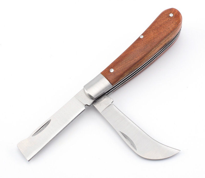 Self-defense folding knife, self-defense camping folding knife, outdoor survival folding knife, self-defense knife, portable knife undefined