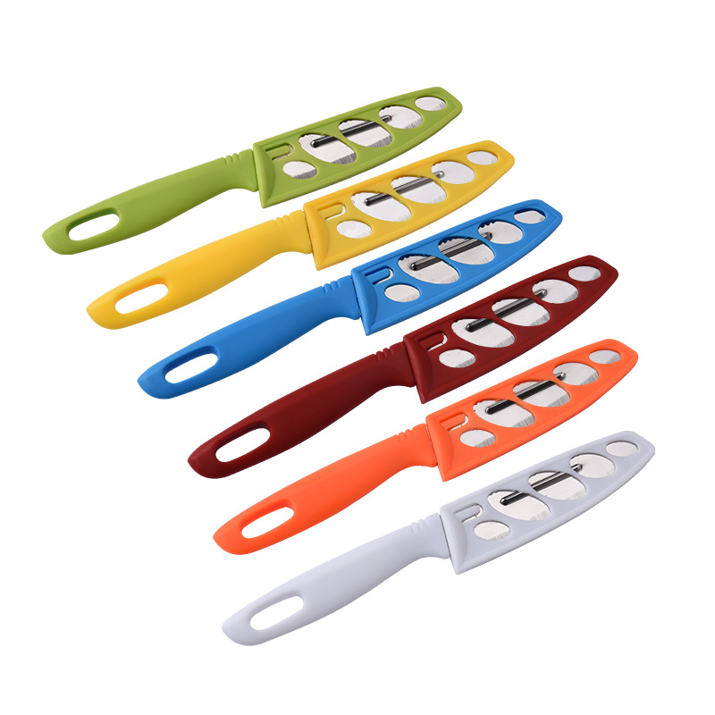 Direct sales of in-stock peelers, fruit sets, plastic fruit peels, coconut graters, multi-functional household fruit knives with covers Application Scenario