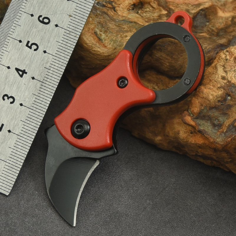 Outdoor folding knife, mini portable EDC key knife, fox claw knife, express box opening knife, camping knife Application Scenario