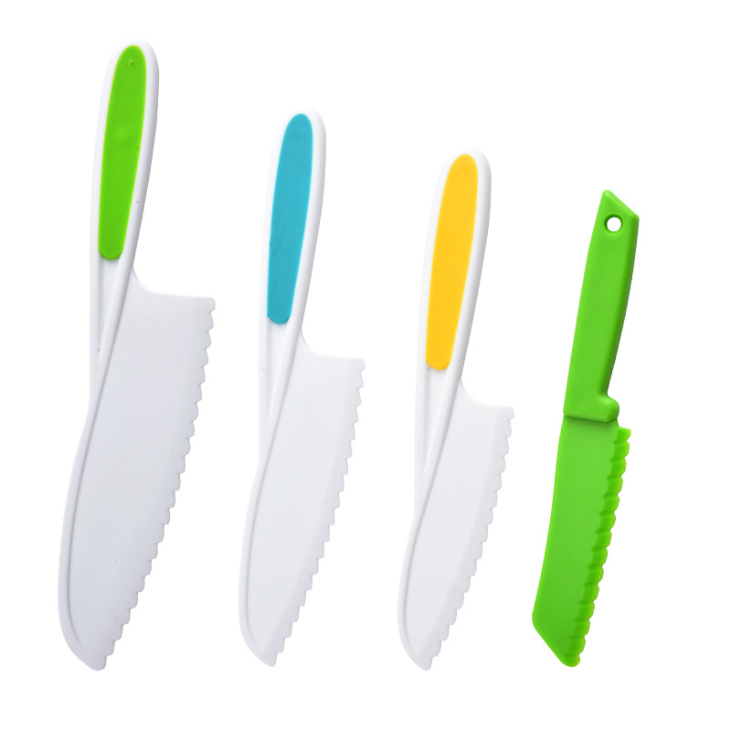 Children's plastic knife for peeling fruits and vegetables, fruit and vegetable knife that won't hurt hands, special fruit toy knife for early education in kindergartens Item Picture