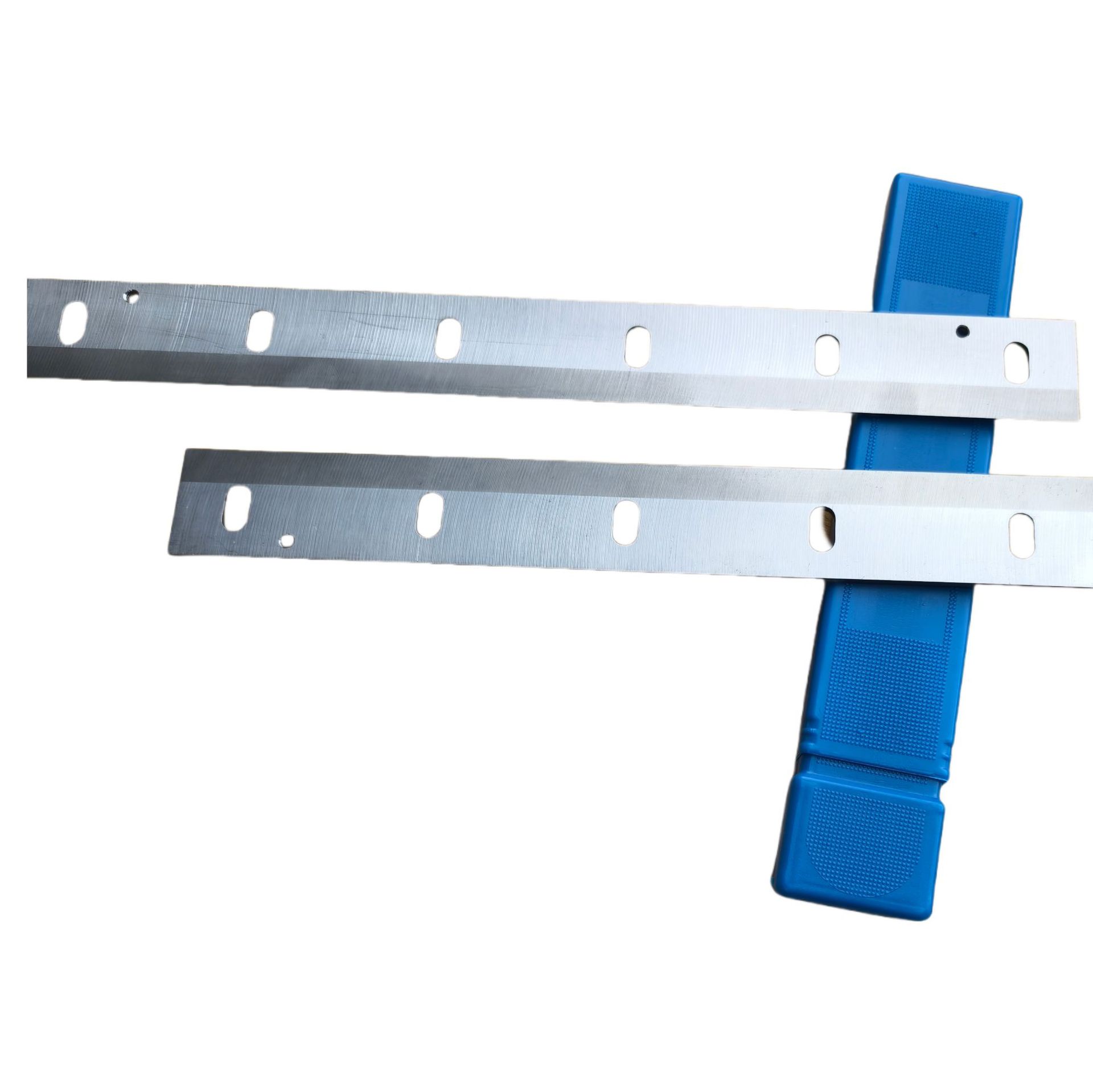 305mm*32*3 perforated alloy woodworking planer blade Application Scenario