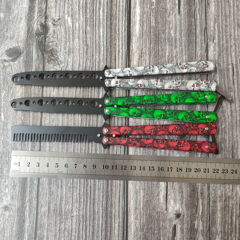 The factory sells ghost-headed butterfly practice slapping knives, CSgo folding skull butterfly combs, training slapping combs, and oil-head combs full figure