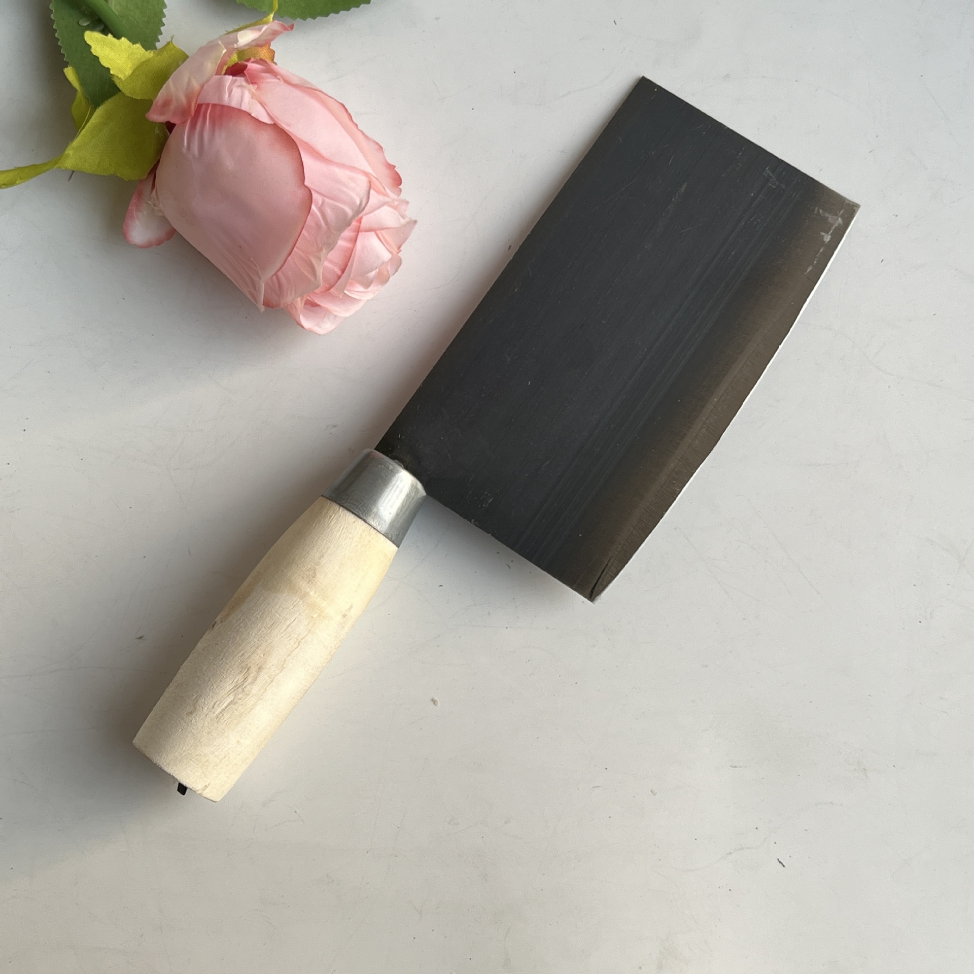 Wholesale kitchen knives, wooden knives and cutting knives at 2 yuan. Supermarket and department store sales sources at 2 yuan details Picture