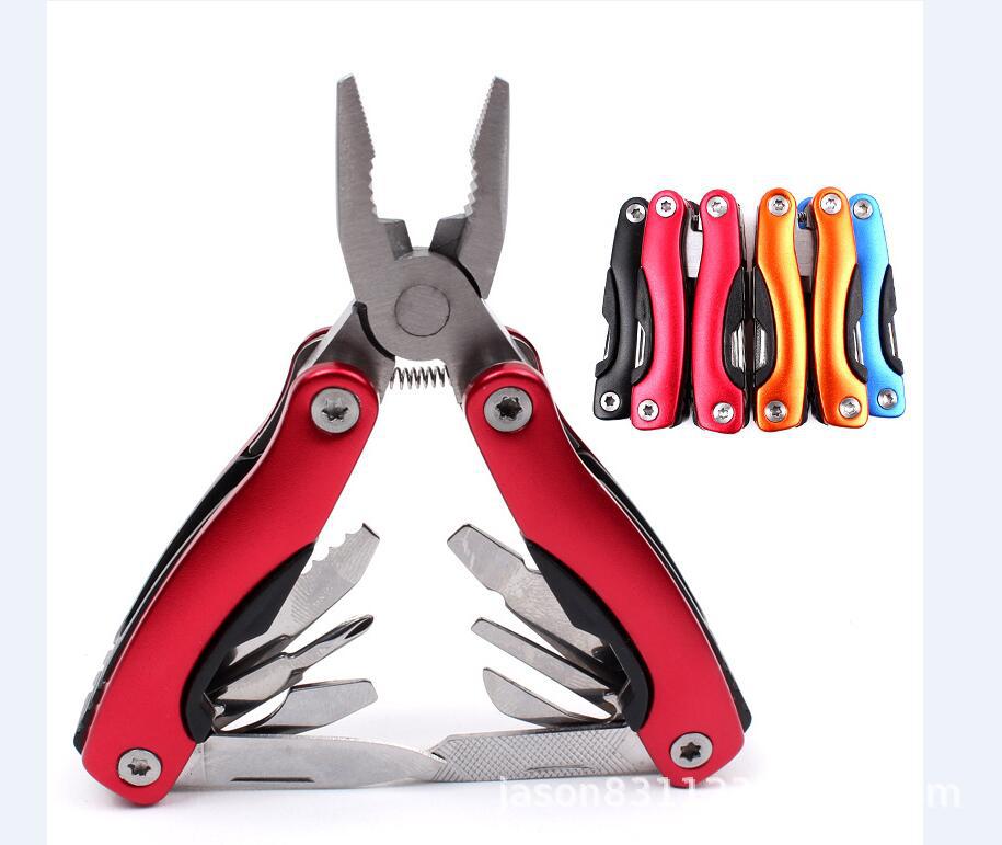 We supply old aluminum-handled small multi-functional pliers, gift pliers, multi-functional knife pliers and multi-functional tools Application Scenario