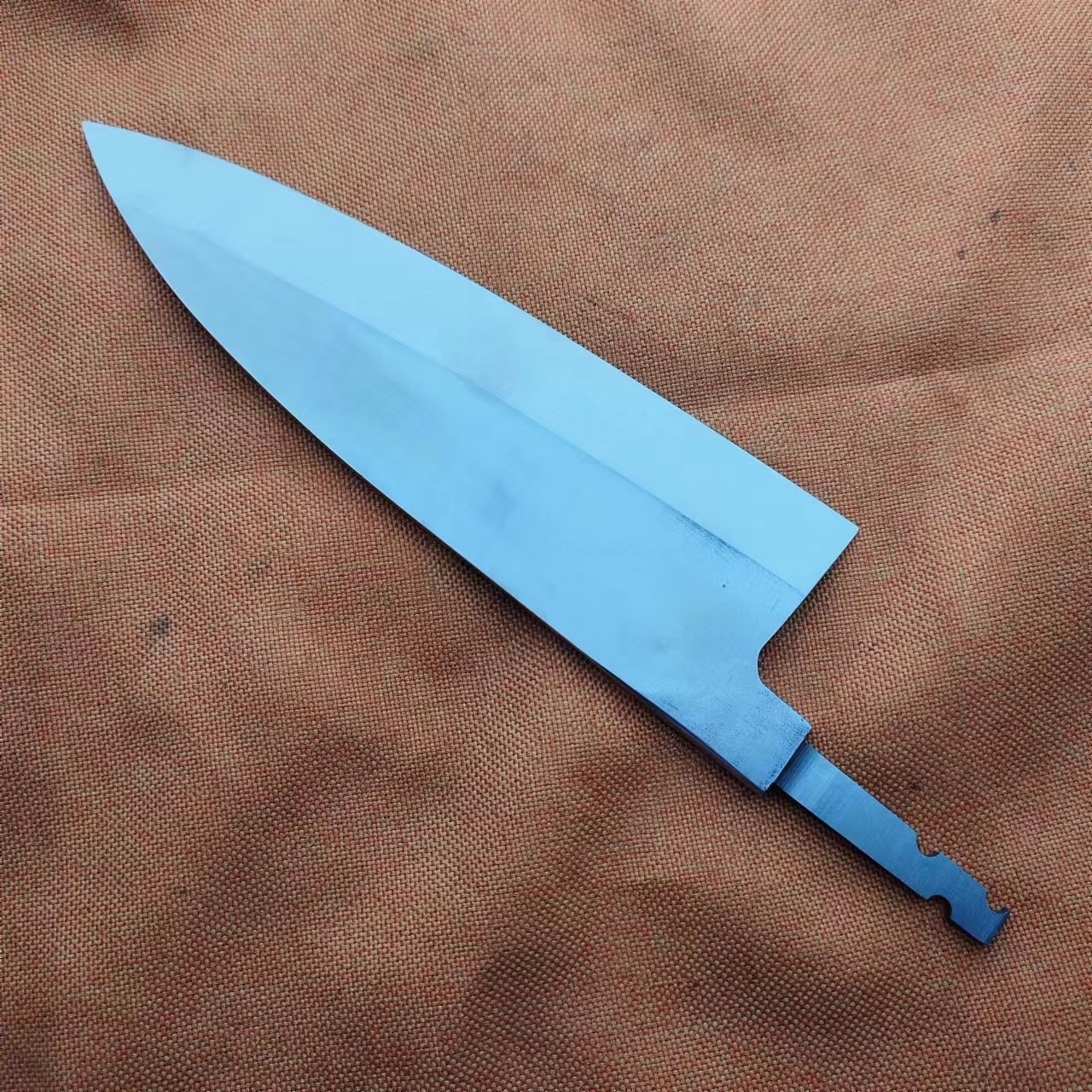 The semi-finished initial knife meat has no handle and the fish head knife has no processing details Picture