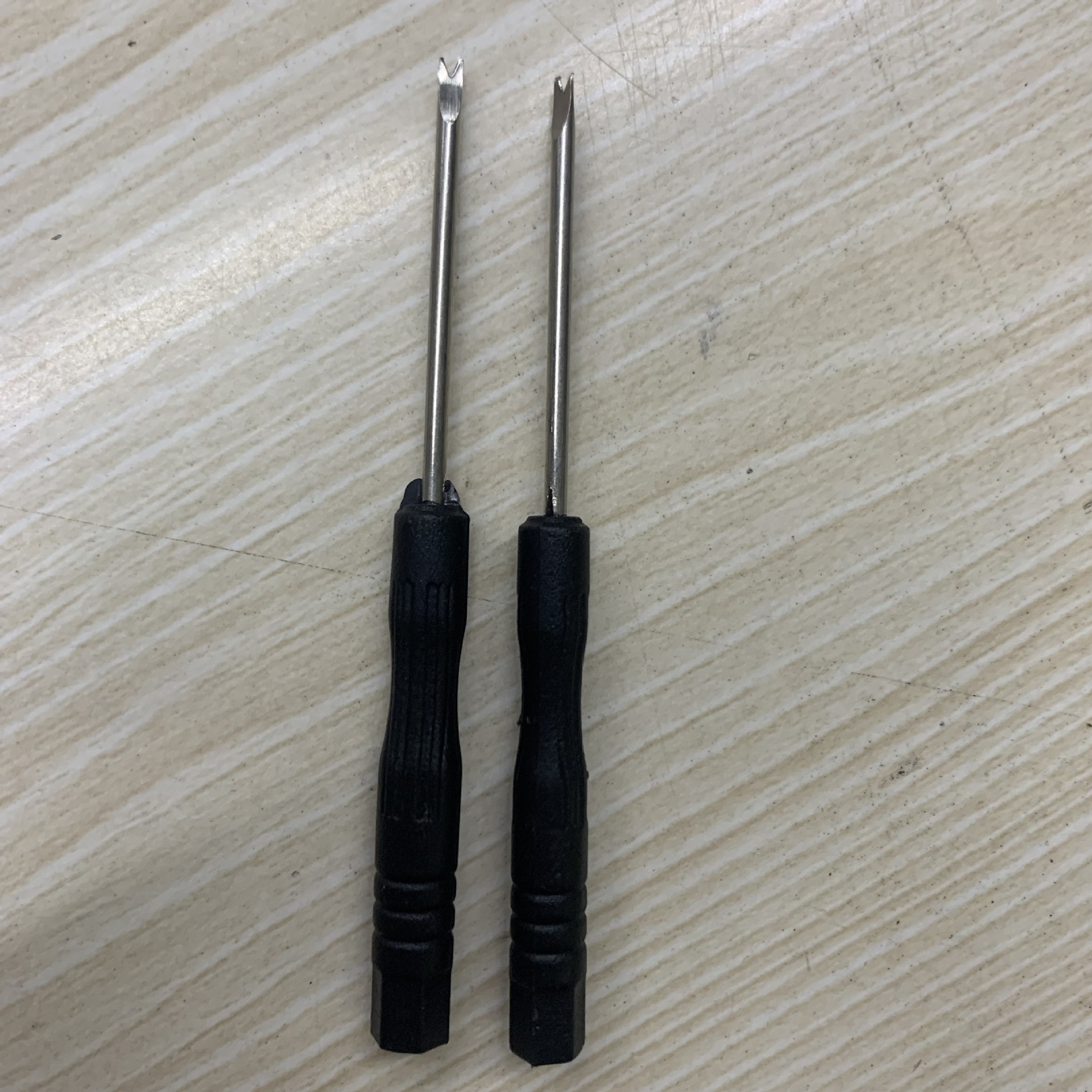 Watch adjuster, watch folding tool, watch length adjustment tool, watch strap remover, needle injector, wrist strap remover Application Scenario