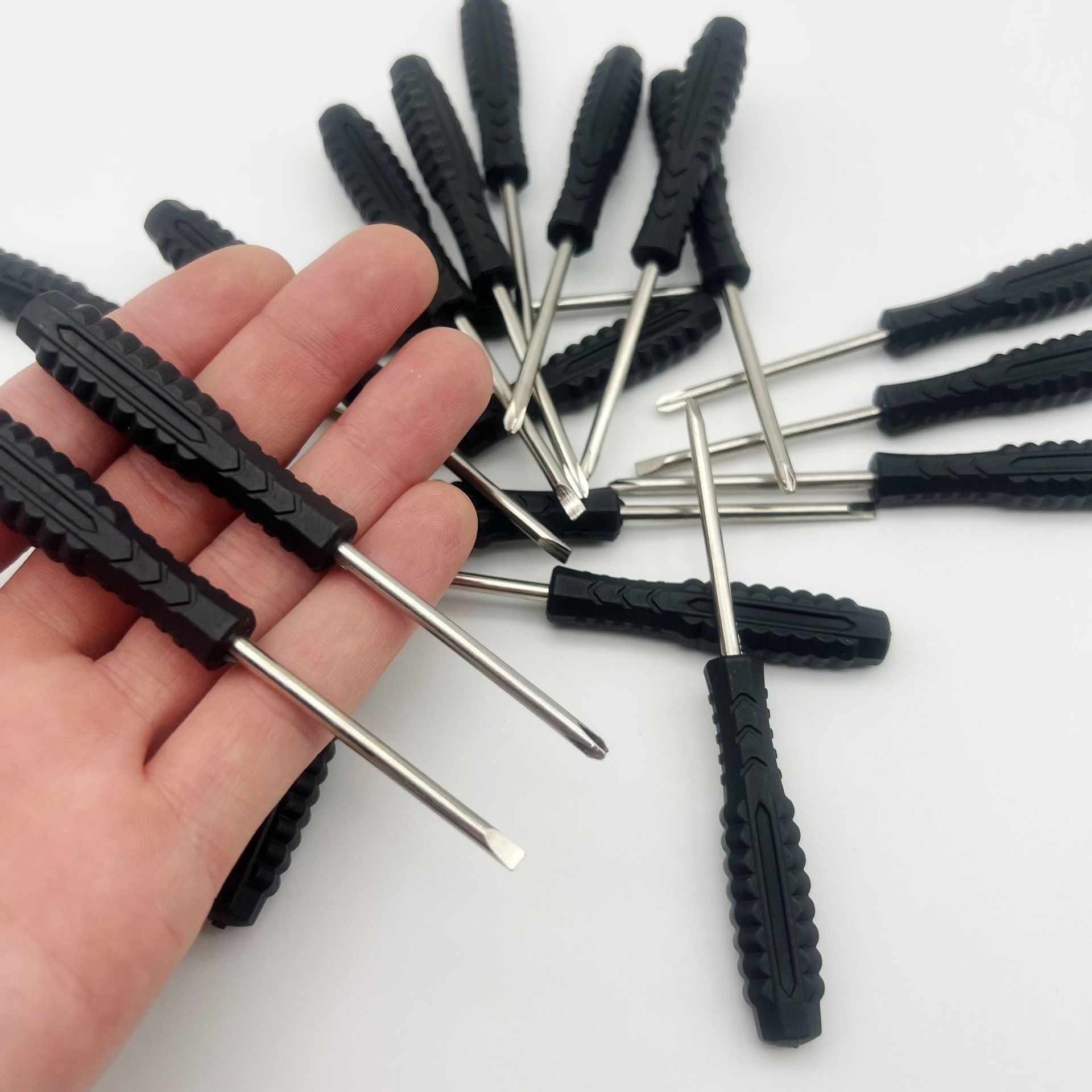 Free gift: 4mm cross-shaped magnetic screwdriver, DIY flat-head screwdriver, arrow-shaped screwdriver, screwdriver, wholesale screwdriver details Picture