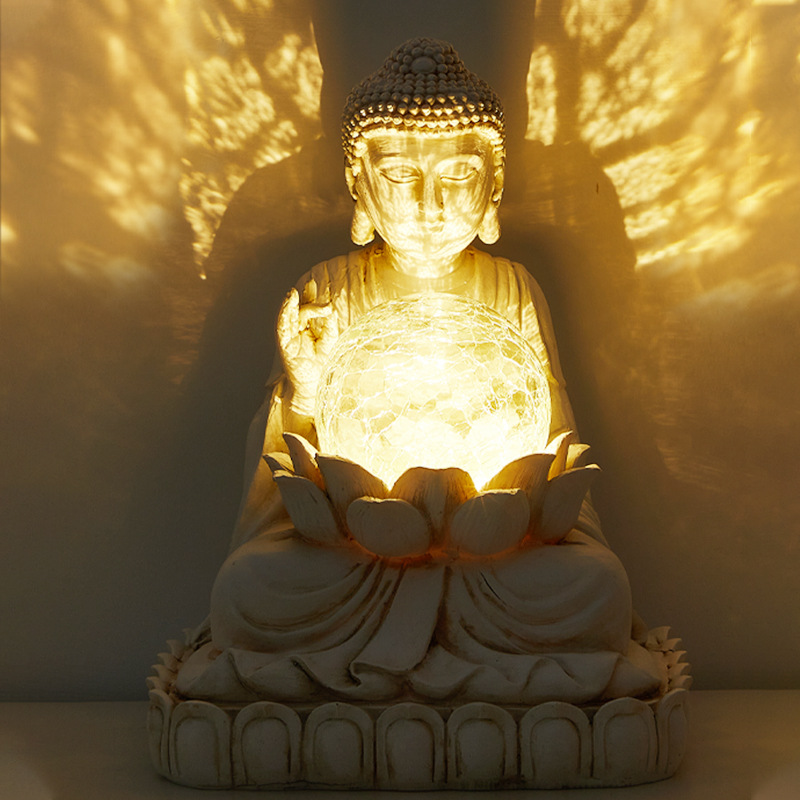 The outdoor courtyard is decorated with new Chinese-style Zen-style balcony atmosphere lights, solar courtyard lights, Buddha statues and garden ornaments, which are popular online details Picture
