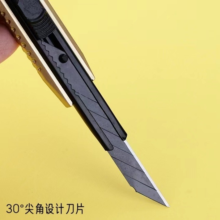 Multi-functional utility knife, wallpaper knife, express unpacking knife, hand paper cutting knife, stationery wholesale Application Scenario