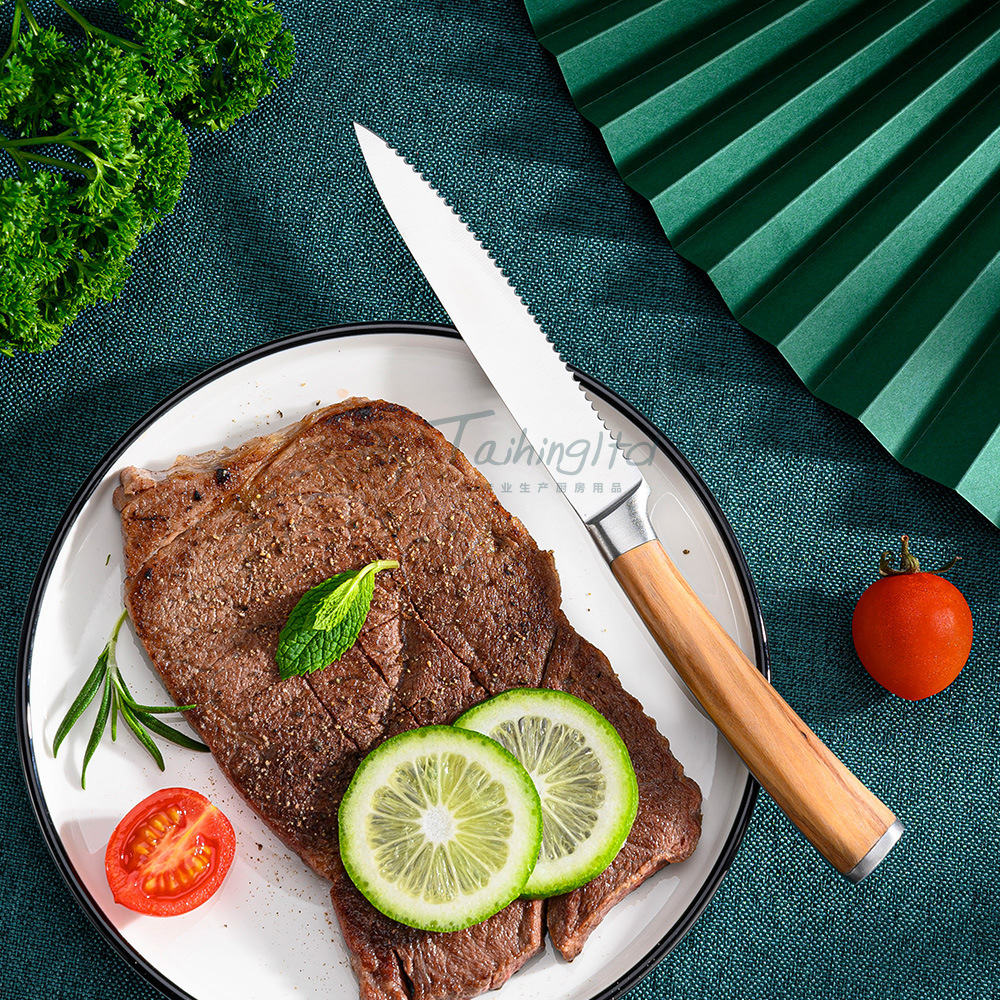 New six-piece set: Olive Wood Steak knife, 420J2 stainless steel Western dining knife Application Scenario