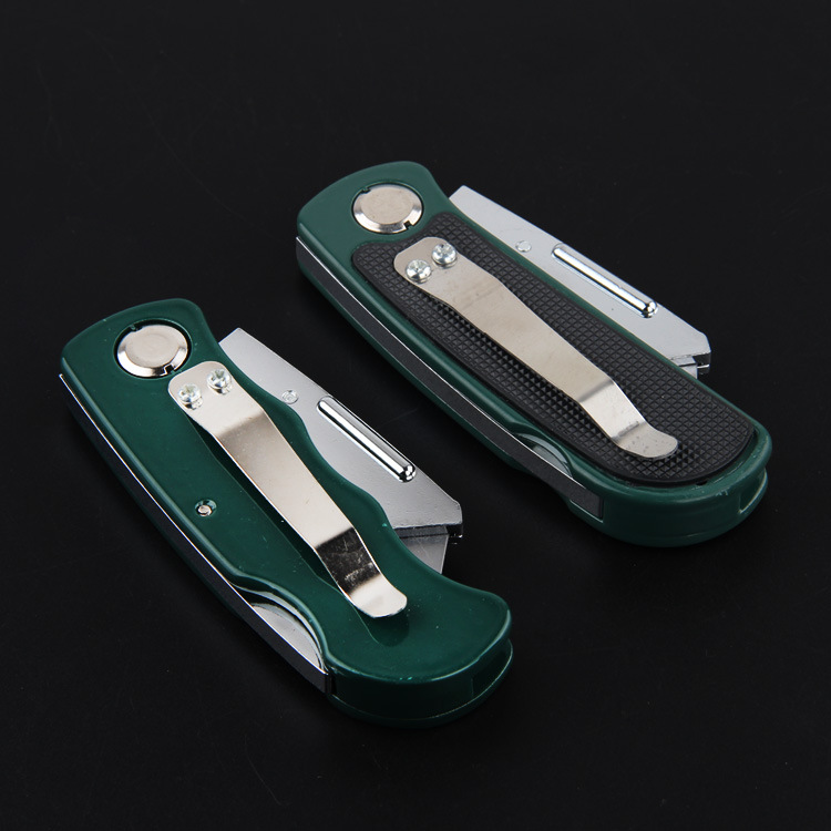 Wholesale heavy-duty folding utility knives, paper cutting knives, wallpaper knives, large carpet cutting knives, and multi-functional tool knives Item Picture