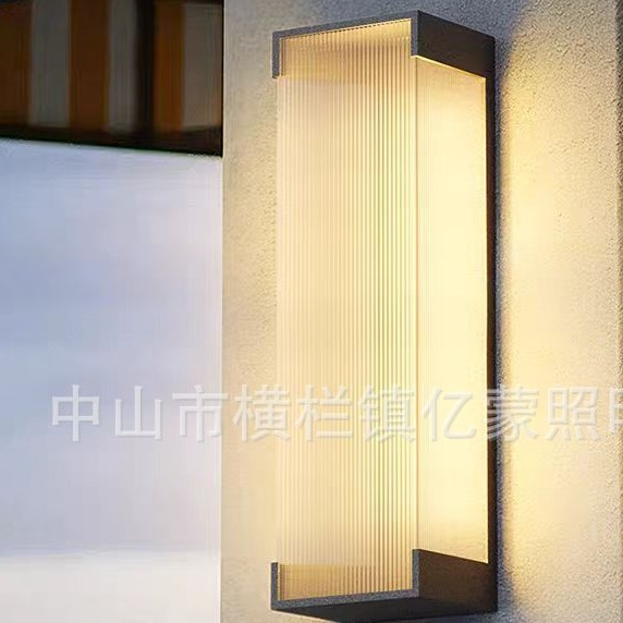 Outdoor wall lamp solar 2025 new model outdoor waterproof courtyard villa balcony terrace entrance wall exterior lamp Application Scenario