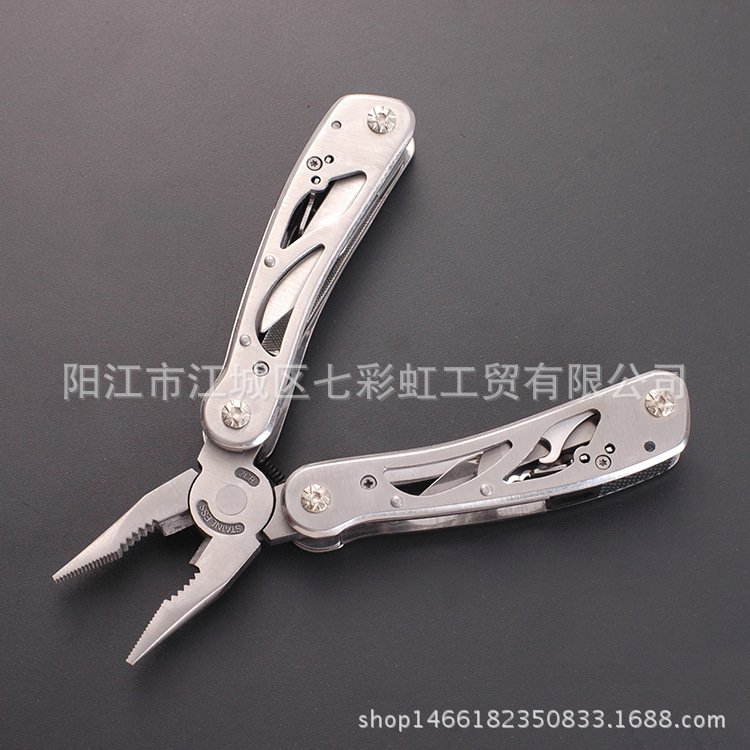 Multi-functional pliers, stainless steel hollowed-out tool pliers, multi-functional pliers, portable stainless steel folding Application Scenario