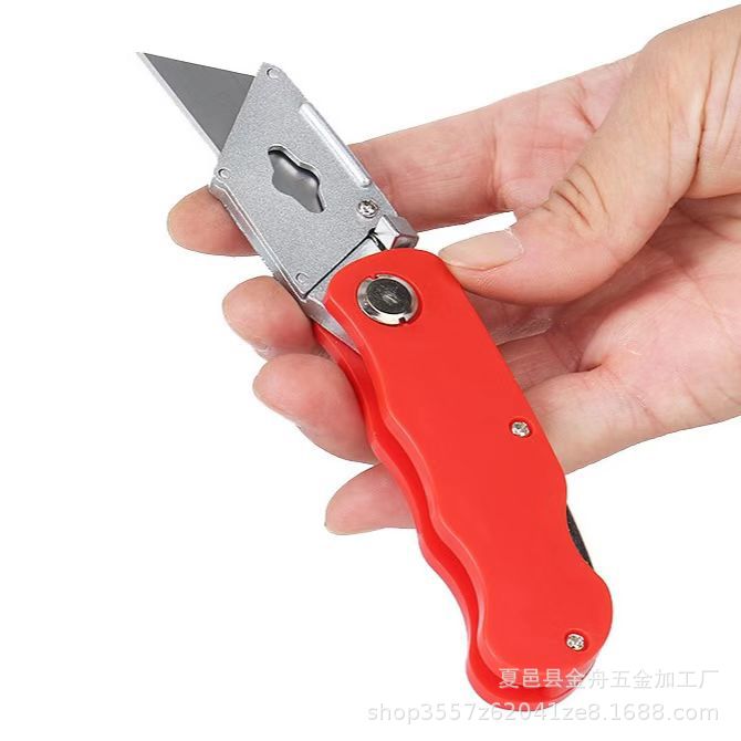 Heavy-duty folding utility knife, large paper cutter, box opening knife, cutting knife tools, wallpaper knife, trapezoidal blade Application Scenario