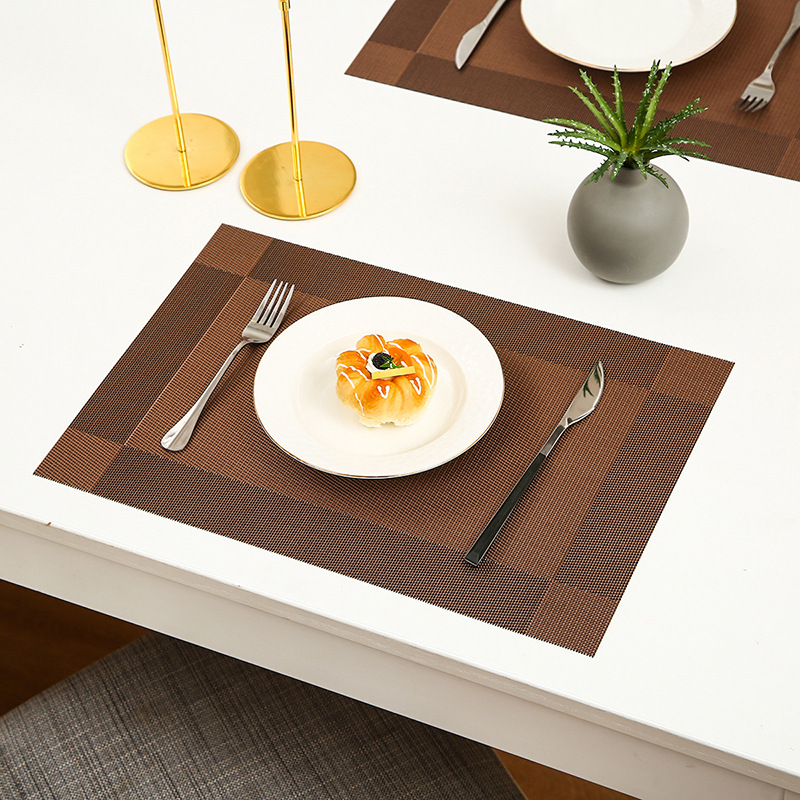 Waterproof and oil-proof placemats, woven heat insulation, luxurious party celebration Chinese and Western placemats Item Picture