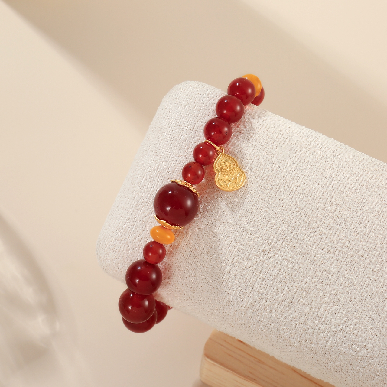 红玛瑙925银手串细节图