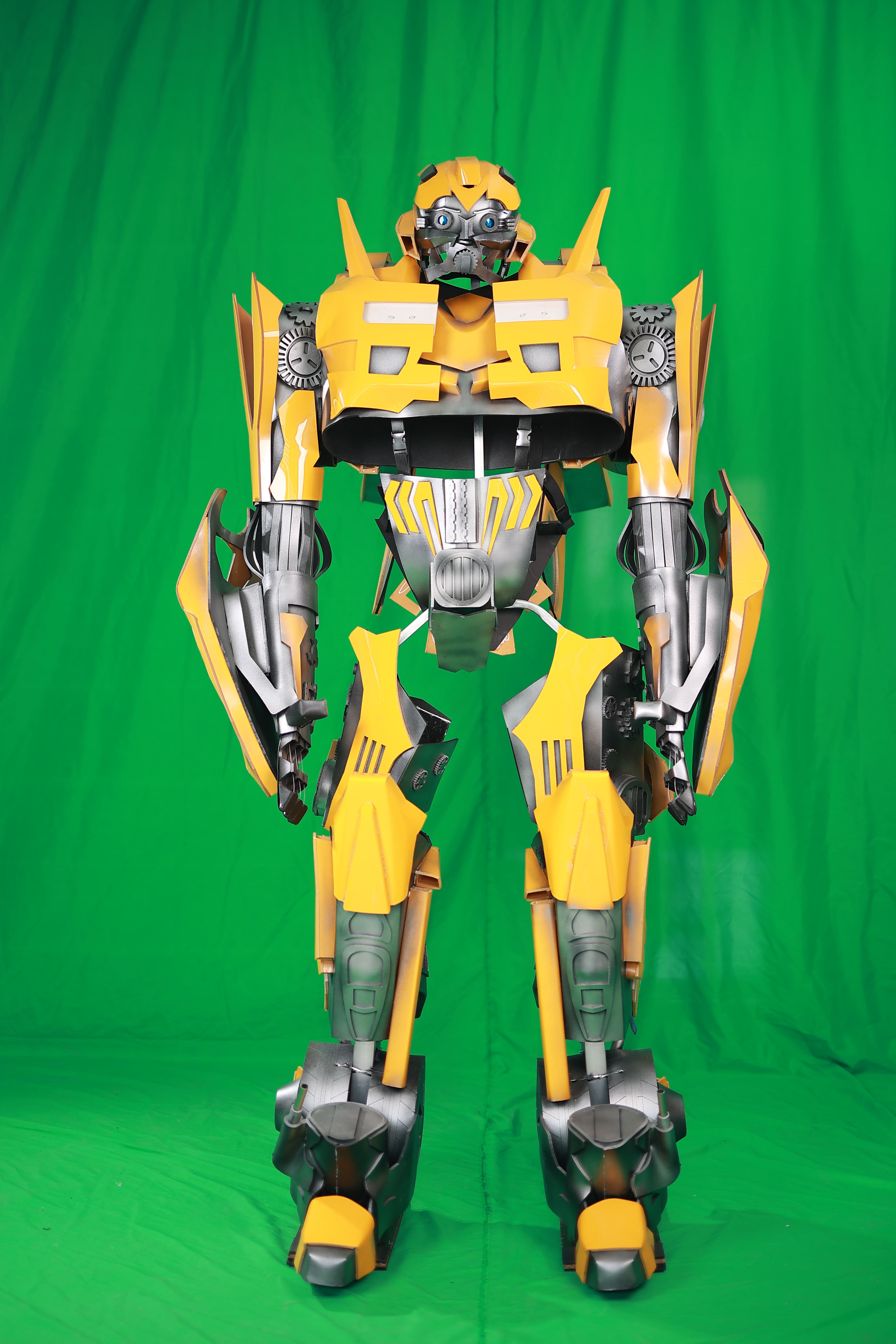 Real-person wearable mecha props, transforming robot costumes, ancient costume performance costumes, mecha props, real-person wearing details Picture