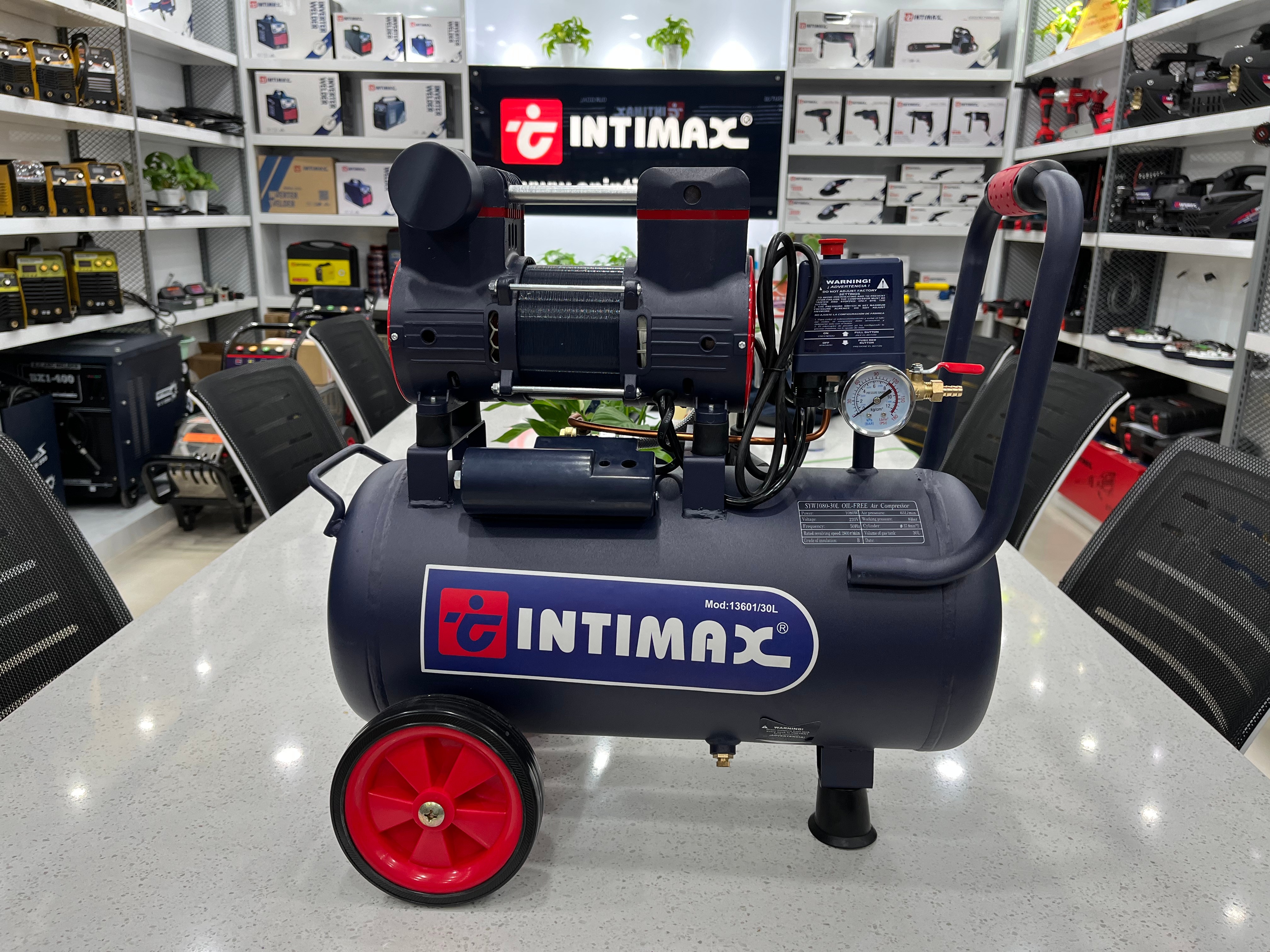 静音无油空压机 oil free air compressor 30l