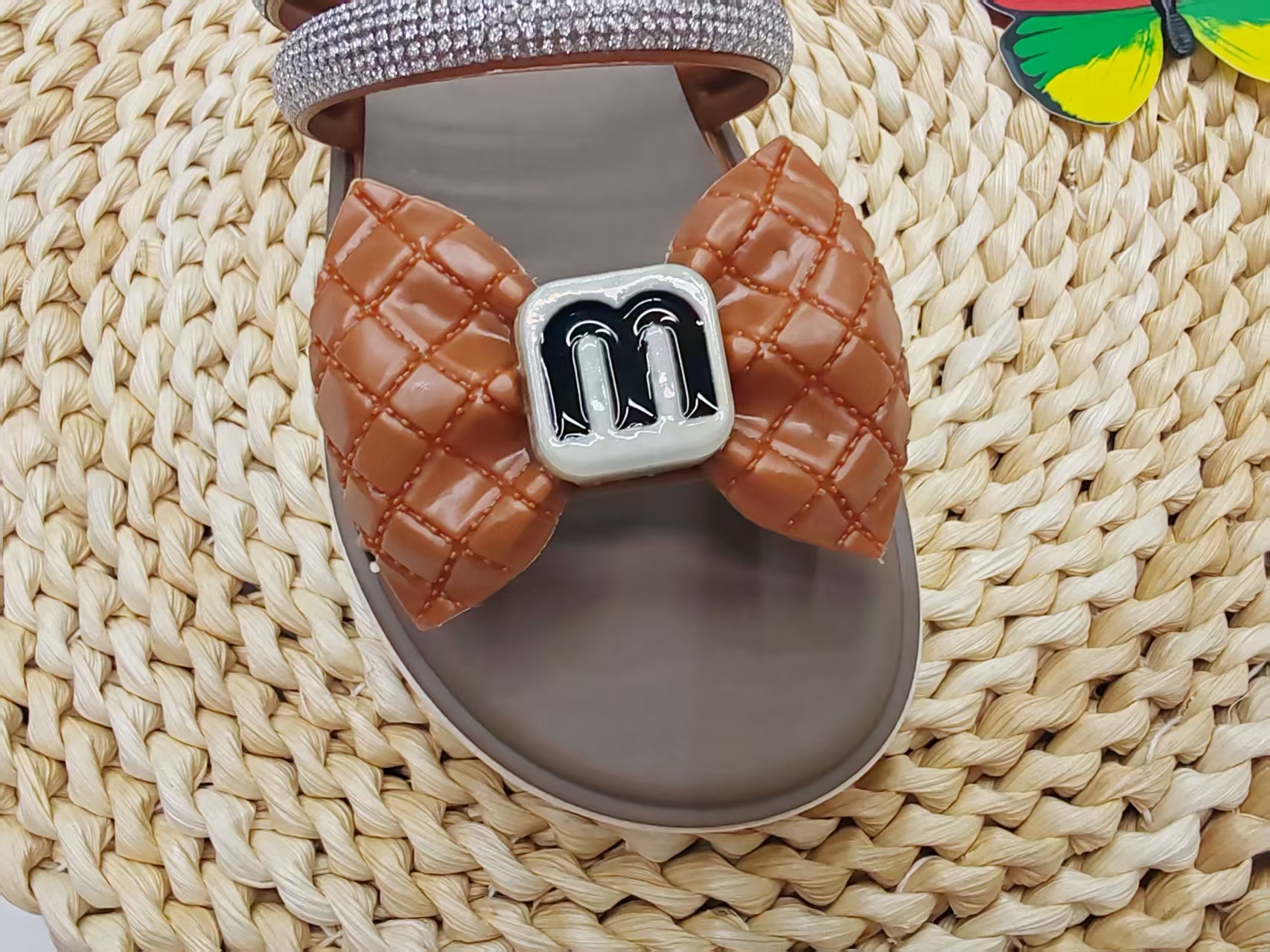 Children's cooling slippers, girls' summer bow anti-slip cooling slippers Application Scenario