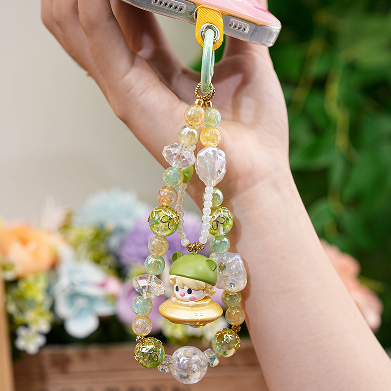 新款穿珠公仔手机挂件可爱女生背包挂饰汽车钥匙手机链