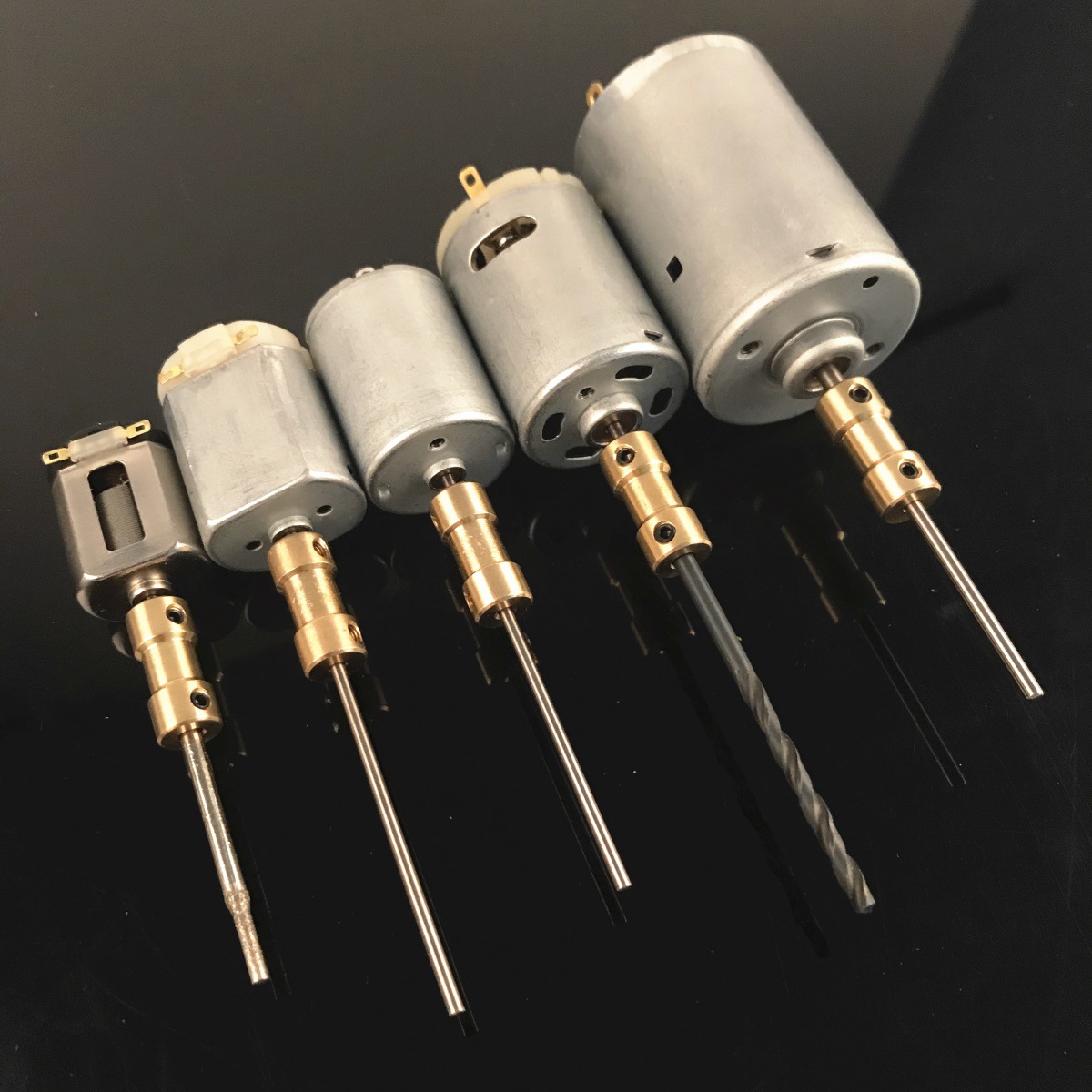 Direct sales from the manufacturer of brass couplings, copper coupling transmission parts, motor rigidity models, and high-torque couplings Item Picture