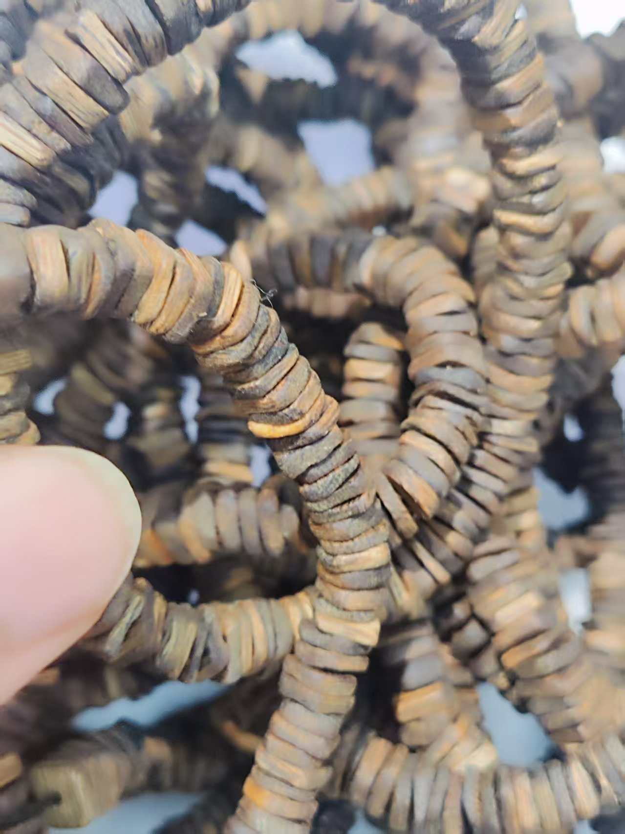Hainan agarwood bracelet with square beads Specification image