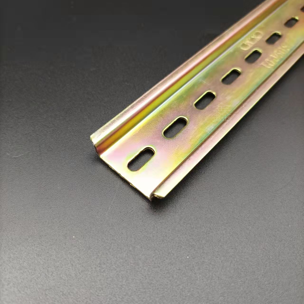 Factory wholesale air switch C45 guide rail steel electrical installation switch guide rail C45 guide rail U-shaped clamp rail 35MM full figure