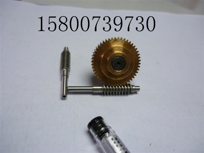 Custom-made worm wheels and worm gears with 1.5 molds, 2 molds, 2.5 molds, 3 molds, 4 molds, 20 teeth, 25 teeth, 30 teeth, 35 teeth, and 40 teeth details Picture