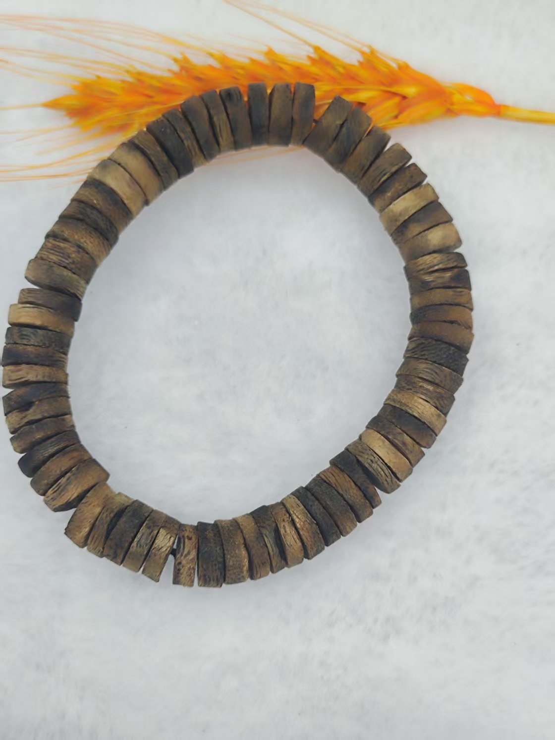 بعض من الكرات المصنوعة من نفس النوع Item Picture
