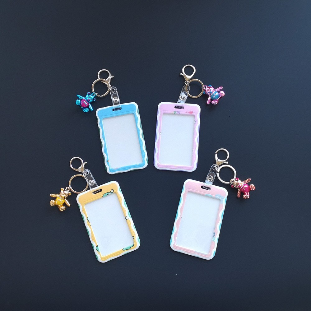 The manufacturer supplies ps plastic student ID card and work ID card lanyard name tag cases, cute cartoon dust-proof multi-color name tag cases Application Scenario
