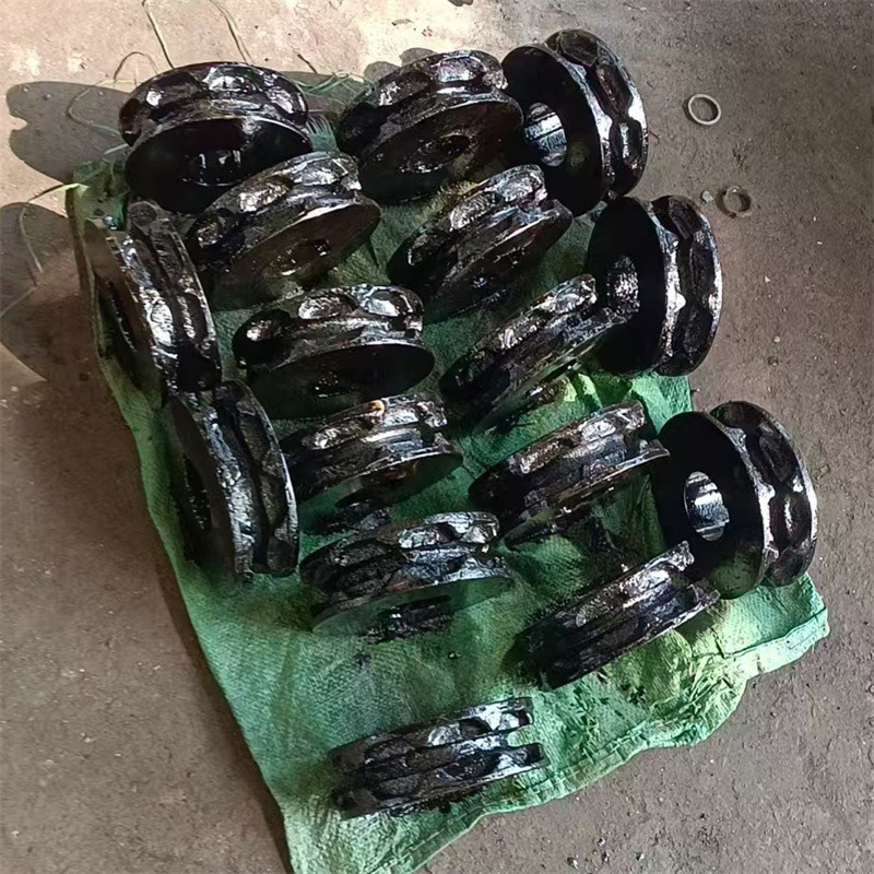 Factory wholesale of non-standard active and passive round link chain sprockets in stock, 14*50*6 teeth lifting chain sprockets Application Scenario