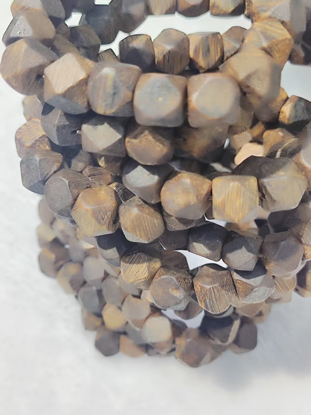 هانان) لديها مجموعة من الأزياء detail image 3