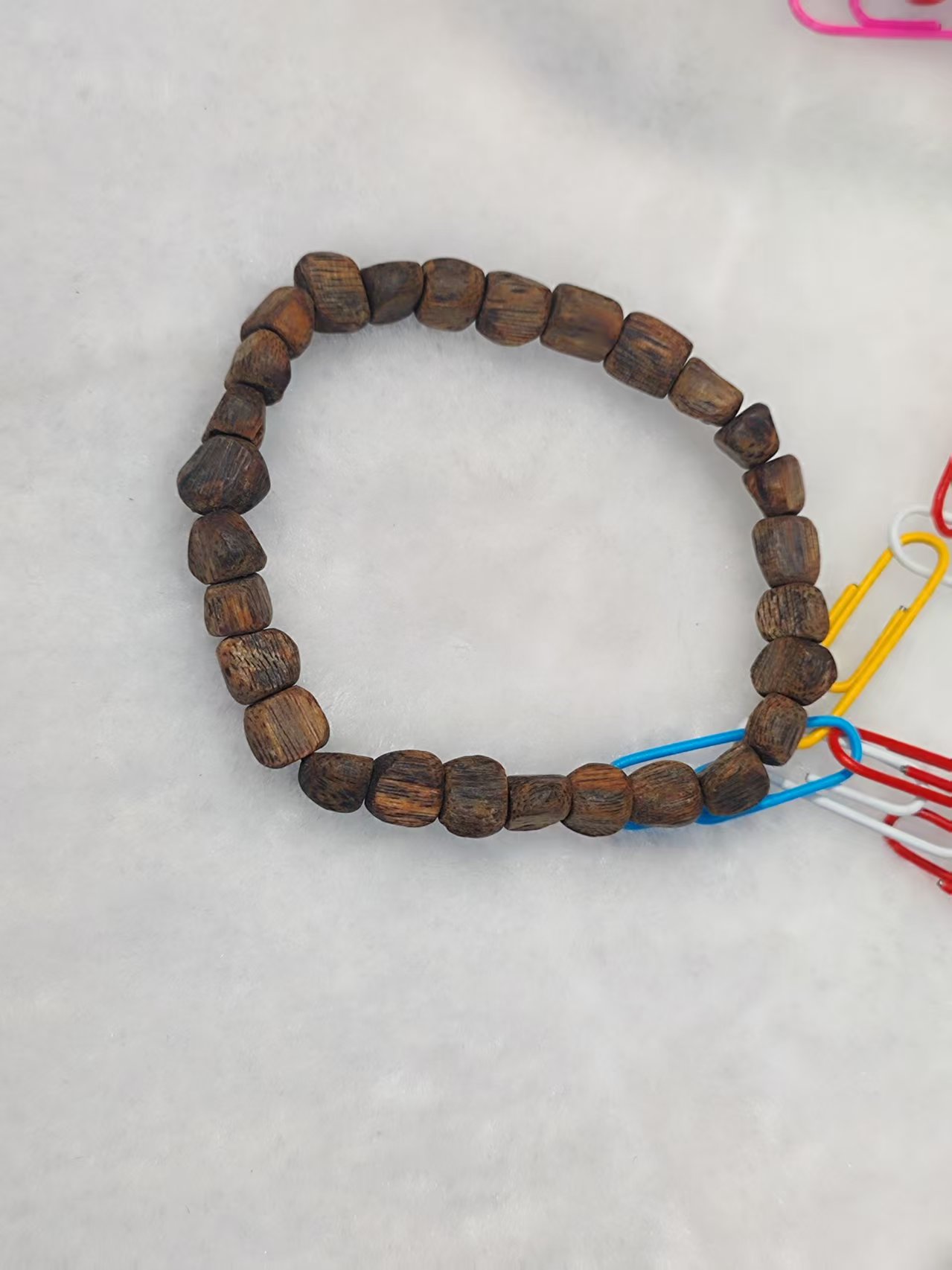 Hainan agarwood bracelet, genuine and authentic, stylish single-ring style in shape detail image 6