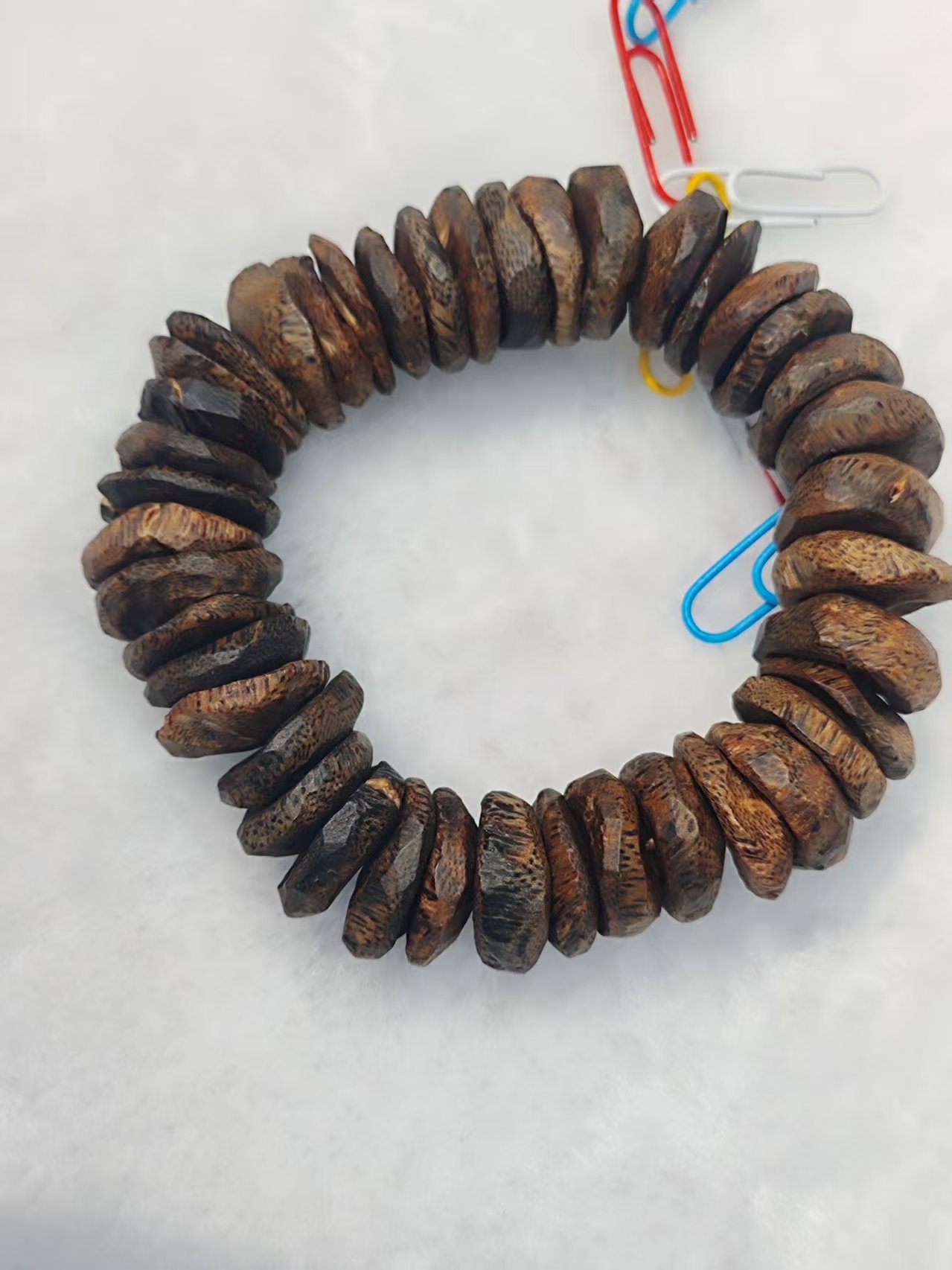 Hainan agarwood bracelet, genuine and authentic, stylish single-ring style in shape detail image 2