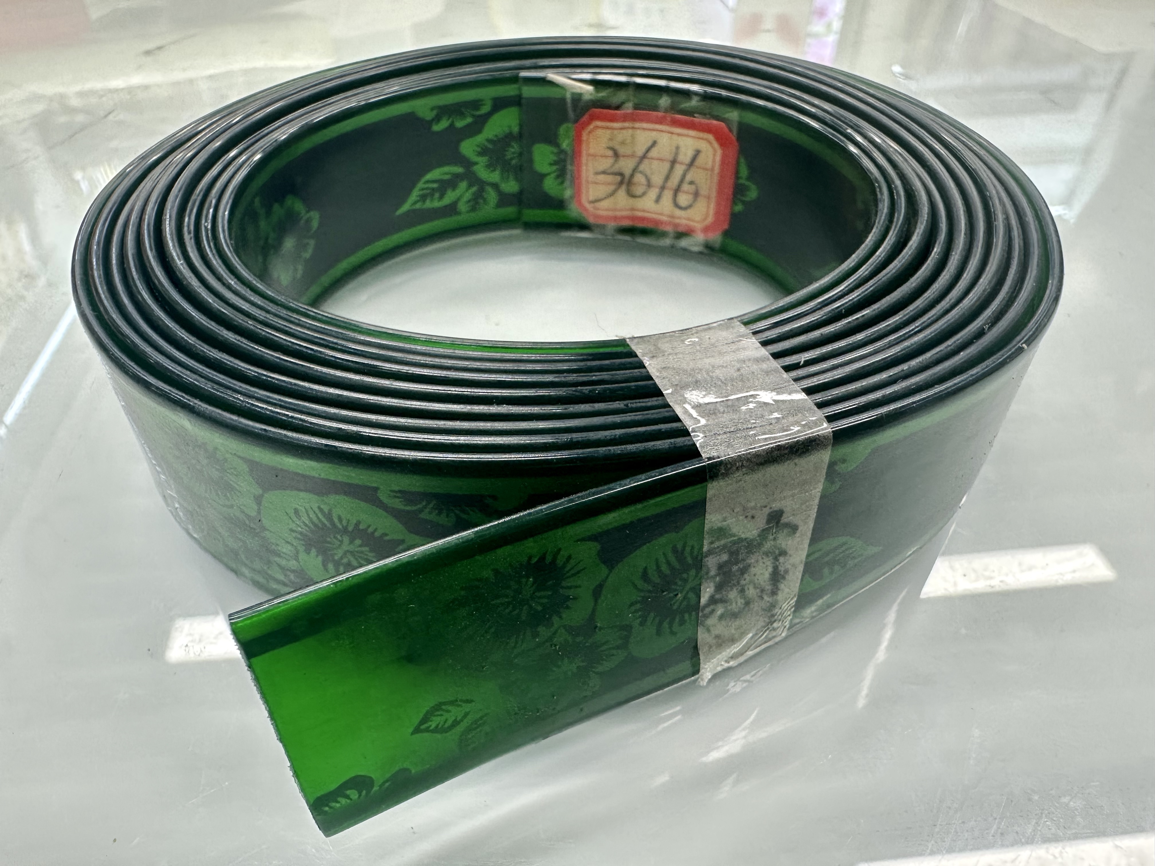 专业品质供应物超所质塑胶鞋材辅料、皮带辅料、饰品配件、箱包辅料#鞋包pvc磨砂条