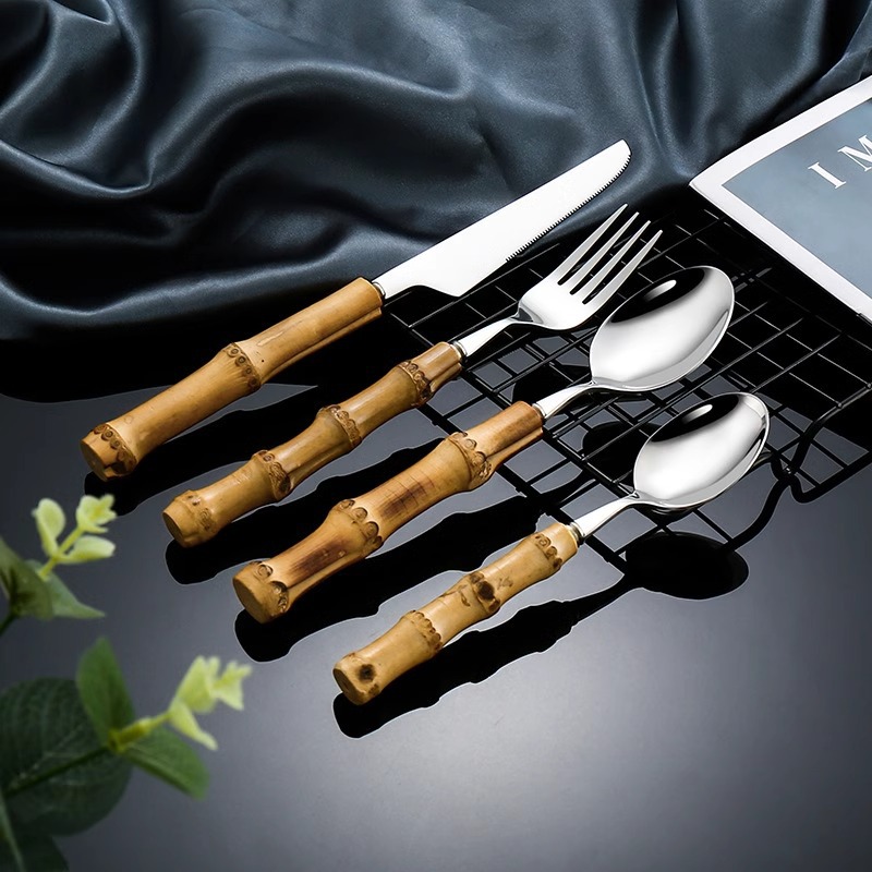 Handcrafted bamboo handle Western tableware set, ins style 304 stainless steel dessert spoons and forks, household tableware knives, forks and spoons full figure
