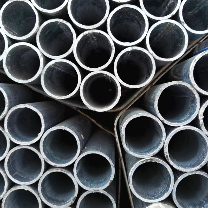 The manufacturer has Q235 galvanized pipes, domestic water pipes, fire protection pipes, and galvanized bright round pipes in stock. All specifications can be customized Specification drawing