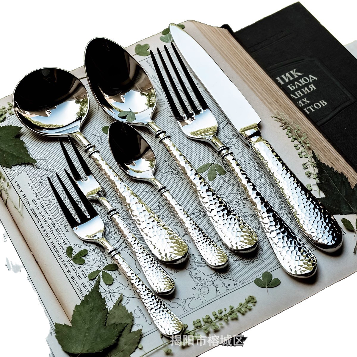 304 stainless steel tableware with hammer texture, high-end restaurant steak knives and forks, Western tableware, hotel household stainless steel knives, forks and spoons Item Picture